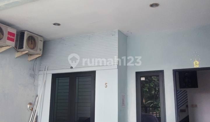 3-Story House Near Mosque in Tomang, West Jakarta Behind Harapan Kita Hospital 2