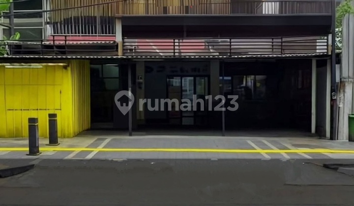 Commercial Property on the Side of Jl. Cikajang, Kebayoran Baru, South Jakarta, SHM, 2 Floors 2