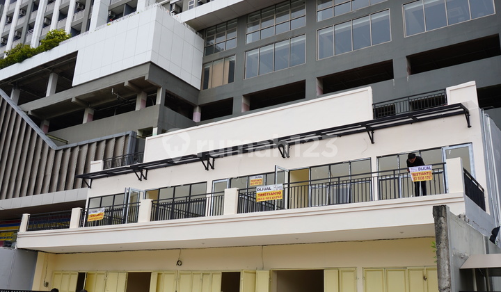 Ruko Sebaris Apartment Springwood Serpong 2 Lantai Ada Balcony