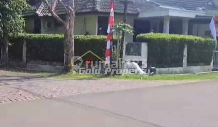 Rumah Hook Cluster Griya Loka BSD Dekat ke Sekolah Santa Ursula, Gereja Santa Monika, Dekat ke Tol, Pasar Modern BSD