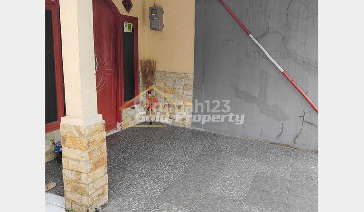 garasi/carport rumah 1 lantai taman griya