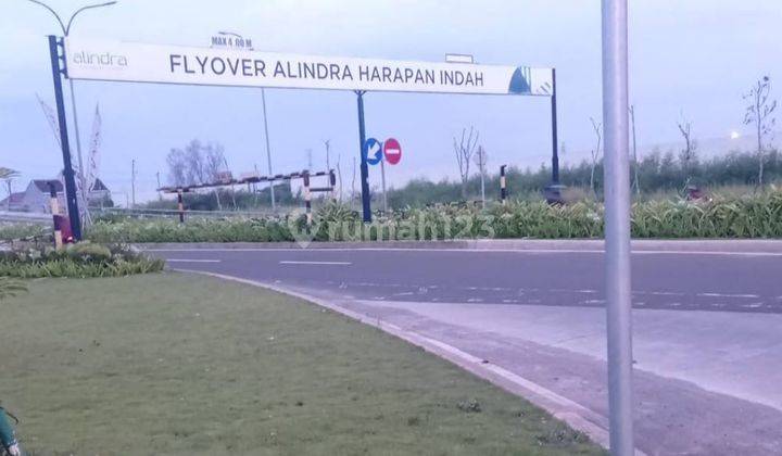 TANAH  EMAS LOKASI STRATEGIS COCOK GEDUNG/ SHOWROOM JALAN RAYA UTAMA HARAPAN INDAH TERHUBUNG SUMARECON CROWN GADING 5