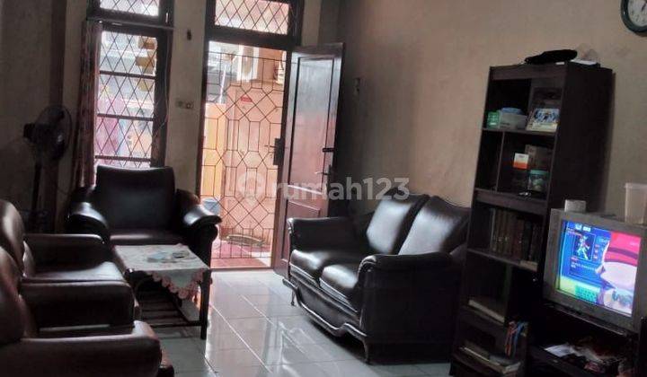 Rumah di Taman Harapan Baru  3