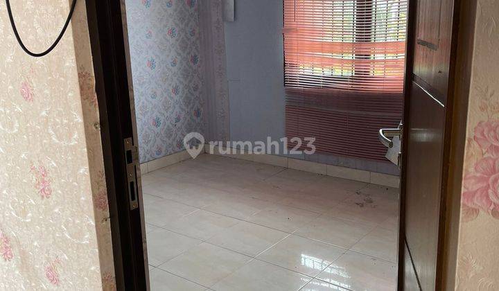  Rumah Cantik Depan Taman di Aralia 5