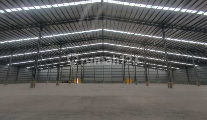 For rent, new warehouse in Cikarang.