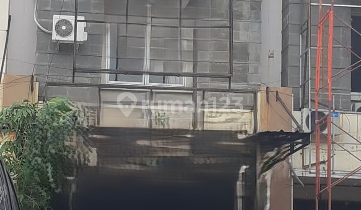 Dijual Ruko Cemara 3 LT di Kota Harapan Indah Bekasi Dijual Ruko Cemara 3 LT di Kota Harapan Indah Bekasi