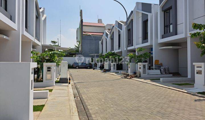 Jual Rugi Rumah 2 Lantai Baru Cluster Kana Milenial Harapan Indah Bekasi  2