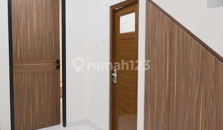 For Sale Luxurious 2-Story Nayyara Homes, Padurenan Subdistrict, Mustika Jaya, East Bekasi 2