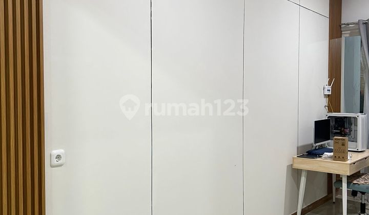 Dijual Rumah Cantik Furnished Adara Harapan Indah 2, Akses Lebar Cluster Adara, Harapan Indah 2 - Bekasi 2