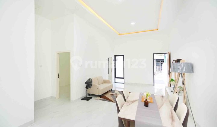 Jual Rumah Tropical Modern 1 Lantai di Harapan Indah Bekasi 