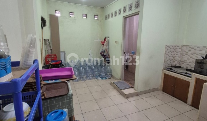 Dijual Ruko 2 Lantai & Semi Furnish di De Residence, Tarumajaya