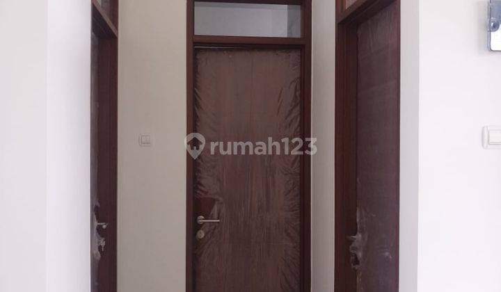 Rumah baru Furnished Cimahi di Kolmas Regency