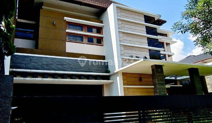 Rumah Bagus Full furnished Batununggal Bandung  1