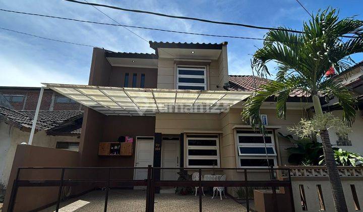 Rumah Minimalis 2 Lantai Nyaman Stalrtegis Bandung 1