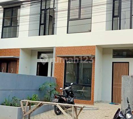 Rumah Baru Minimalis Kiara Sari Kota Bandung  1