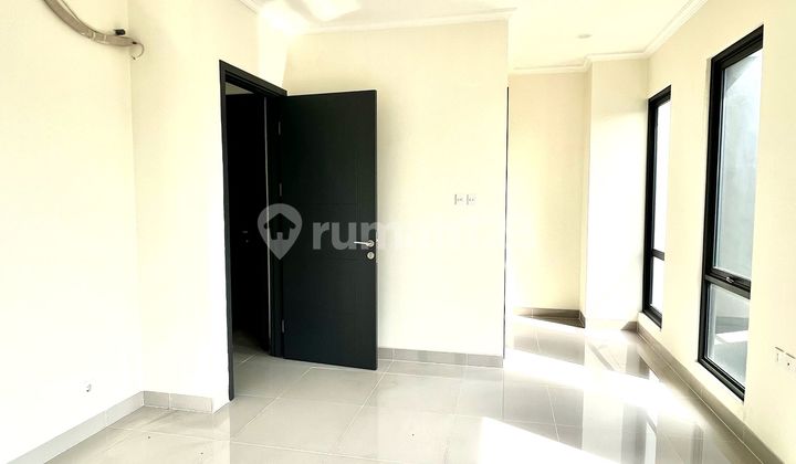 Disewakan Rumah Baroni Hoek Gading Serpong Yua 2