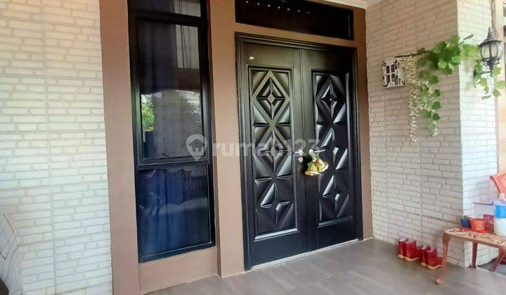 Di Jual Rumah Cantik Hoek di Karawaci Residence Tangerang Yl 1