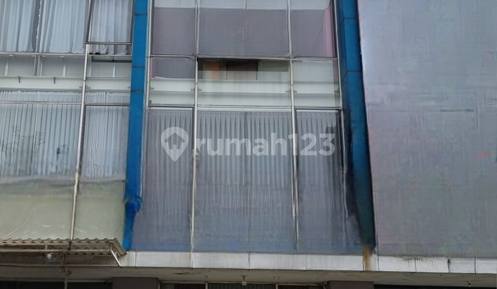 Ruko Terrace 8 Dijual Pinggir Jalan Raya, Suvarna Sutera Ade