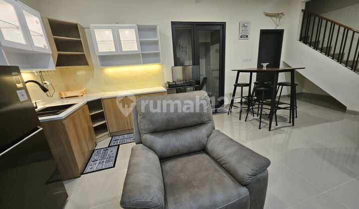 Disewakan Rumah Cluster Leonora Full Furnished Gading serpong Stl