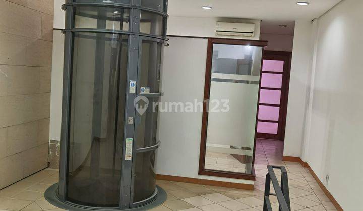 Dijual Ruko di Panglima Polim Jakarta Selatan Fn 8