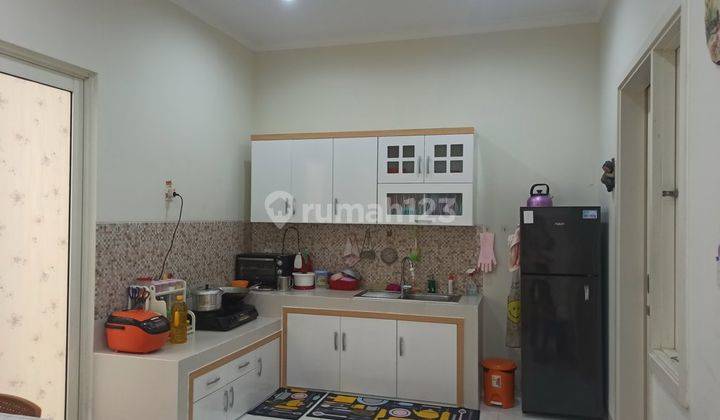 Rumah 2 Lantai Bagus Semi Furnished SHM di Gading Serpong, Tangerang SL 2