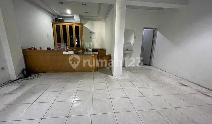 Jual dan Disewa Cepat Ruko 2 Lantai Dipusat Bisnis Jakarta Cde 1