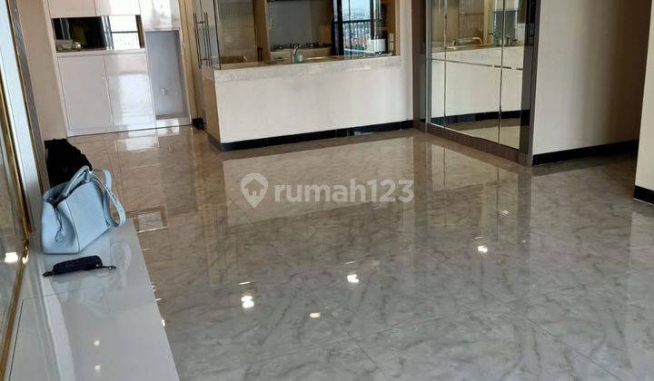 Di Jual APT  ST. MORITZ PURI  TOWER ROYAL JAKARTA - BARAT  Ade 1