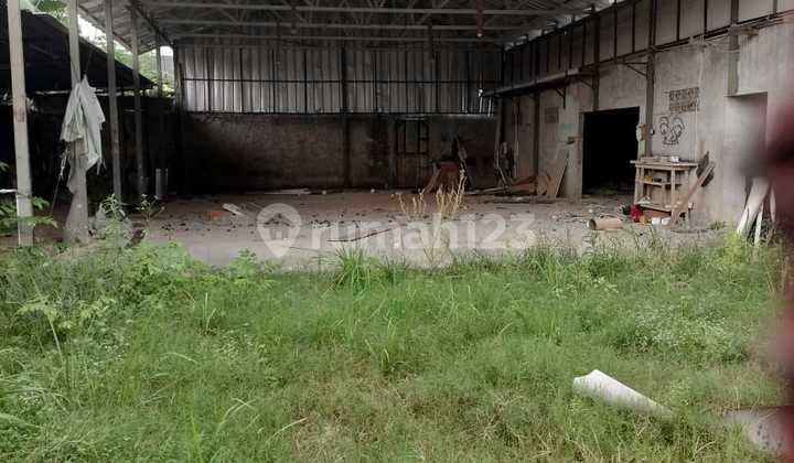 For Sale: Vacant Land Plus Warehouse Near Tangerang Regional Government Training Center