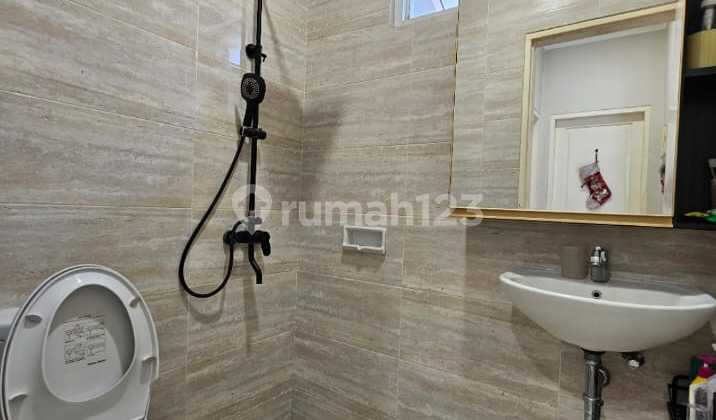 Jual Rumah 2 Lantai Cluster Bohemia Village Gading Serpong Ade 2