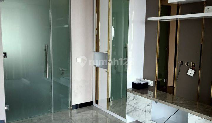 Di Jual APT  ST. MORITZ PURI  TOWER ROYAL JAKARTA - BARAT  Ade 2