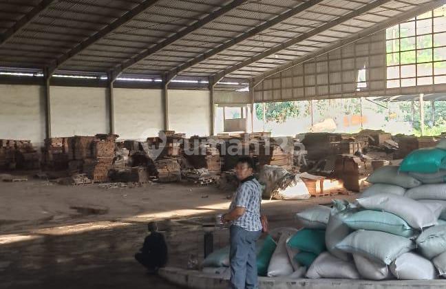 Gudang di Jual Cepat Ex Pabrik di Jl.imam Bonjol, Karawaci Cel