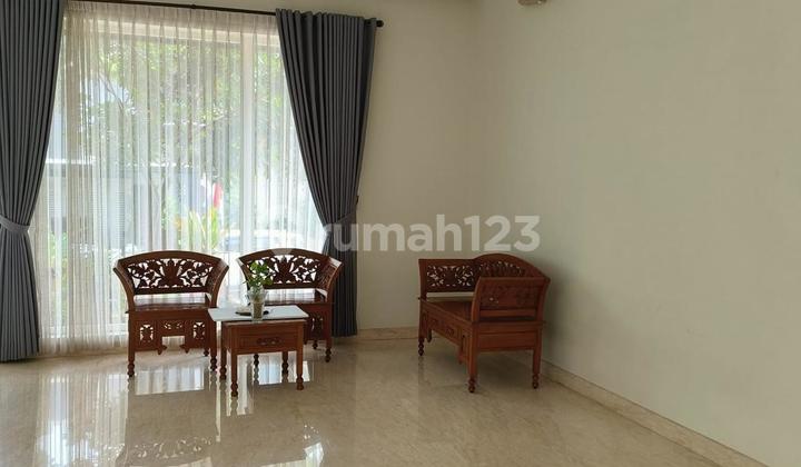 Jual Murah Rumah 3 Lantai, The Symphonia Cluster Mozart Ade 2