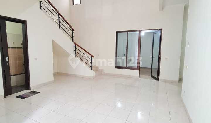 Jual Rumah Cluster Newton Harga Dibawah Pasar Gading Serpong Ade 1