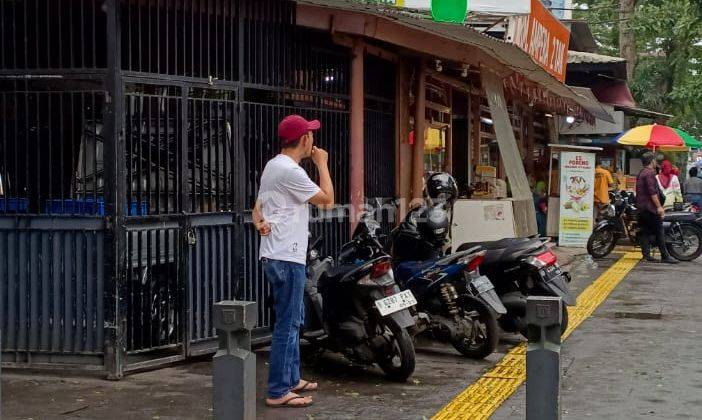 Rumah Dicikini Kavling Komersil Jalan Raya Hook Jakarta Pusat Ade 2