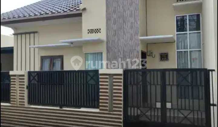 For Sale Hook House with SHM in Pamulang Area, Sny