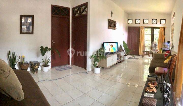 Rumah dengan Tanah Luas di Villa Pamulang, Pondok Benda 2