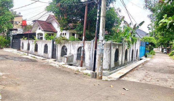 Rumah dengan Tanah Luas di Villa Pamulang, Pondok Benda 1