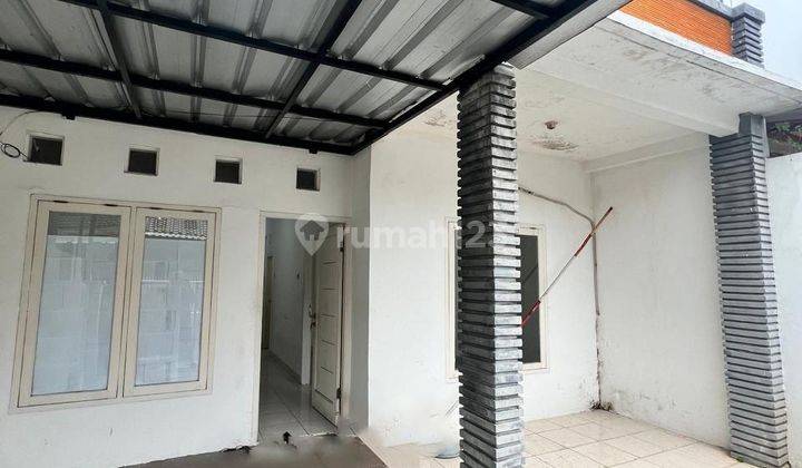 Rumah Minimalist satu lantai Di Griya Loka Sektor 1.2 BSD City 2