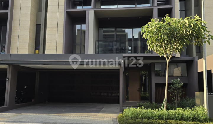 Rumah Bagus di The Zora Kanade BSD City dengan Club House Premium