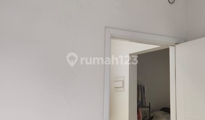 Rumah Cantik Semi Furnished di Cluster Visana BSD Dekat Tol Rumah Cantik Semi Furnished di Cluster Visana BSD Dekat Tol
