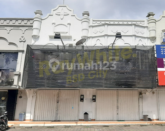 2-Story Shop House in Barcelona BSD Ready to Use Near Highway and School 2-Story Shop House in Barcelona BSD Ready to Use Near Highway and School