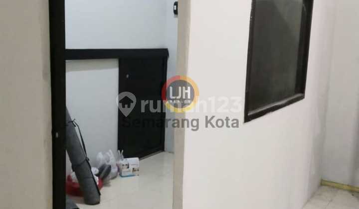 Ruko siap pakai di Gang Pinggir 2