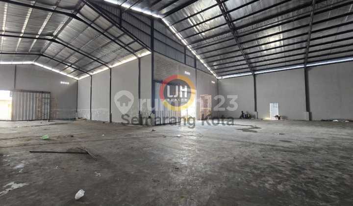New Warehouse with Loading Dock in Candi Industrial Area 1