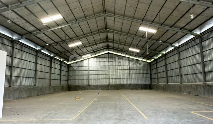 Good Warehouse Ready for Use. 1
