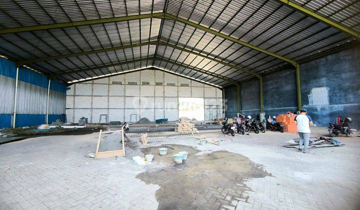 Gudang di Kawasan Industri Candi 1