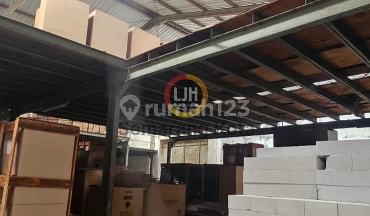 Warehouse or Factory Building in Terboyo Warehouse or Factory Building in Terboyo