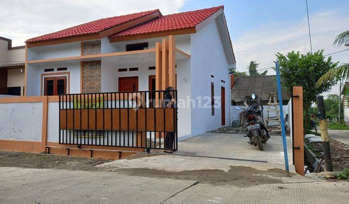 RUMAH IDAMAN NEMPEL TOL DP 0 ALL IN 2JT BONUS AC KITCHEN CIKARANG 2