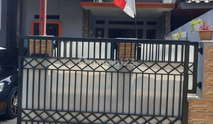 Dijual rumah 2 lantai harga 975 juta akses mobil Cilangkap Depok 1