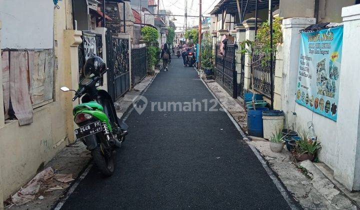 Dijual rumah perumnas di Depok 2 harga Rp 350 juta 2
