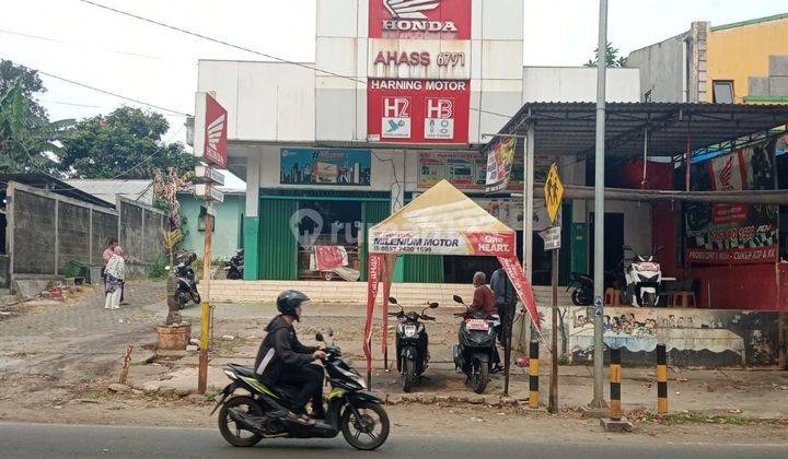 Dijual BENGKEL AHASS HONDA MOTOR masih aktif beroperasi+rumah 2 unit di pinggir jalan utama Jl. Raya Kalimulya Depok 1